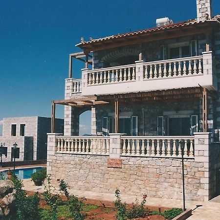 Amalia Apartments 스투파 외부 사진