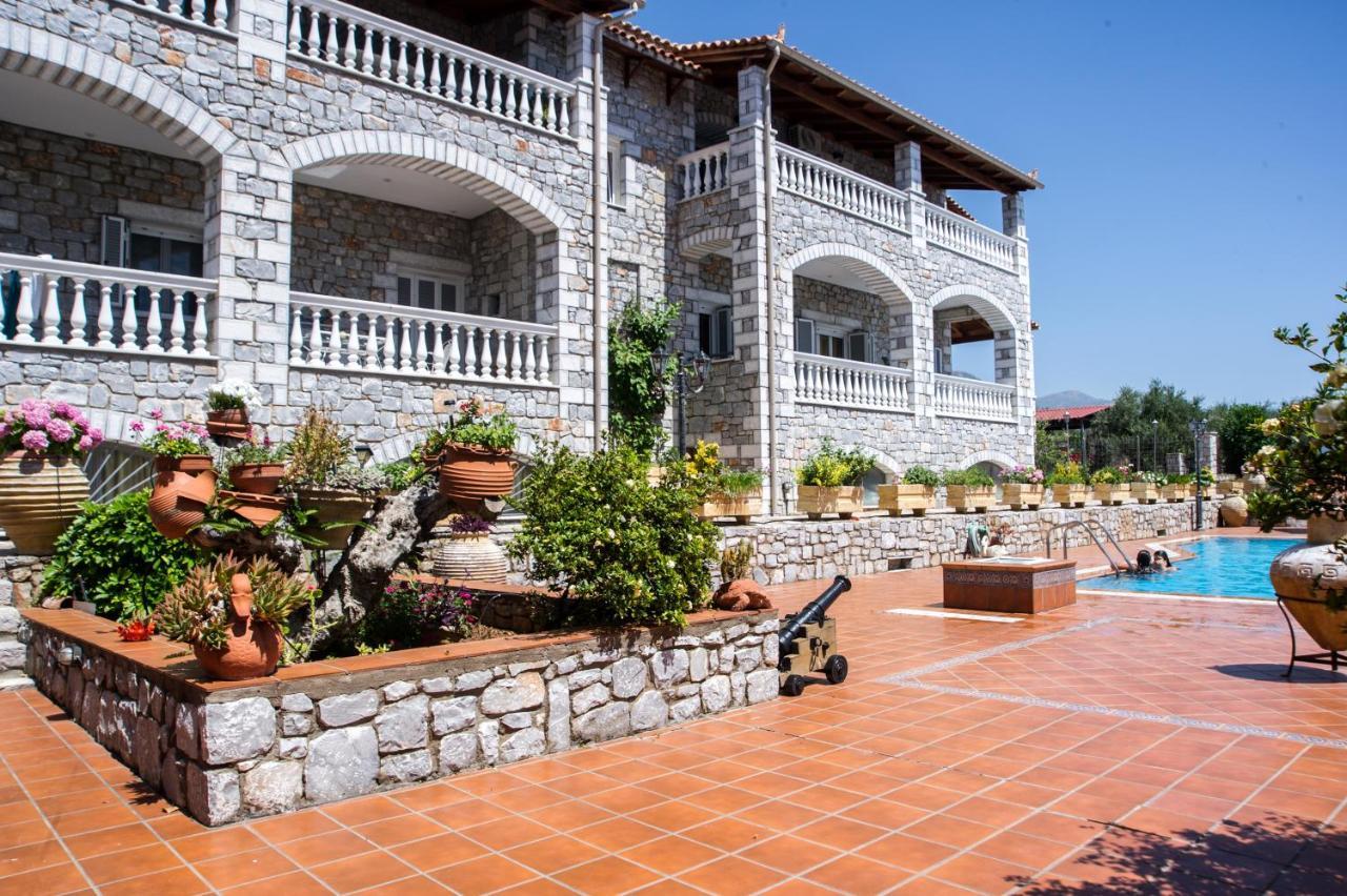 Amalia Apartments 스투파 외부 사진