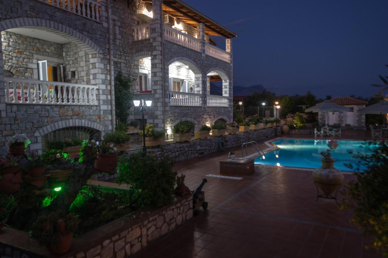 Amalia Apartments 스투파 외부 사진