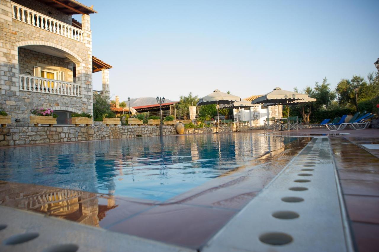Amalia Apartments 스투파 외부 사진