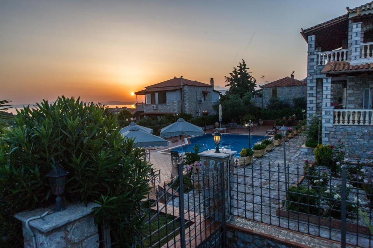 Amalia Apartments 스투파 외부 사진