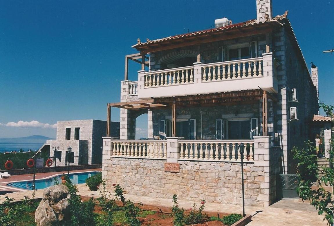 Amalia Apartments 스투파 외부 사진
